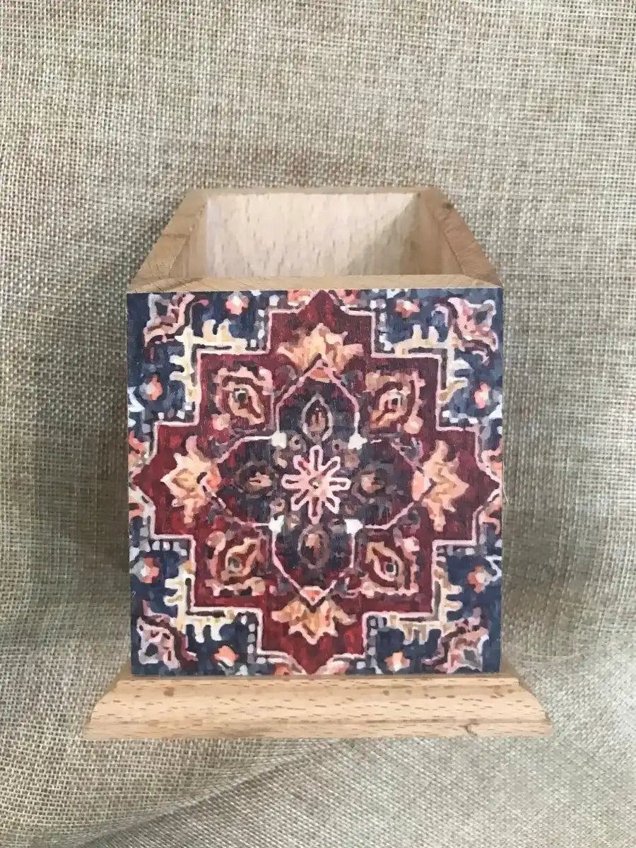 Arabesque Multifunctional Holder TR Designs